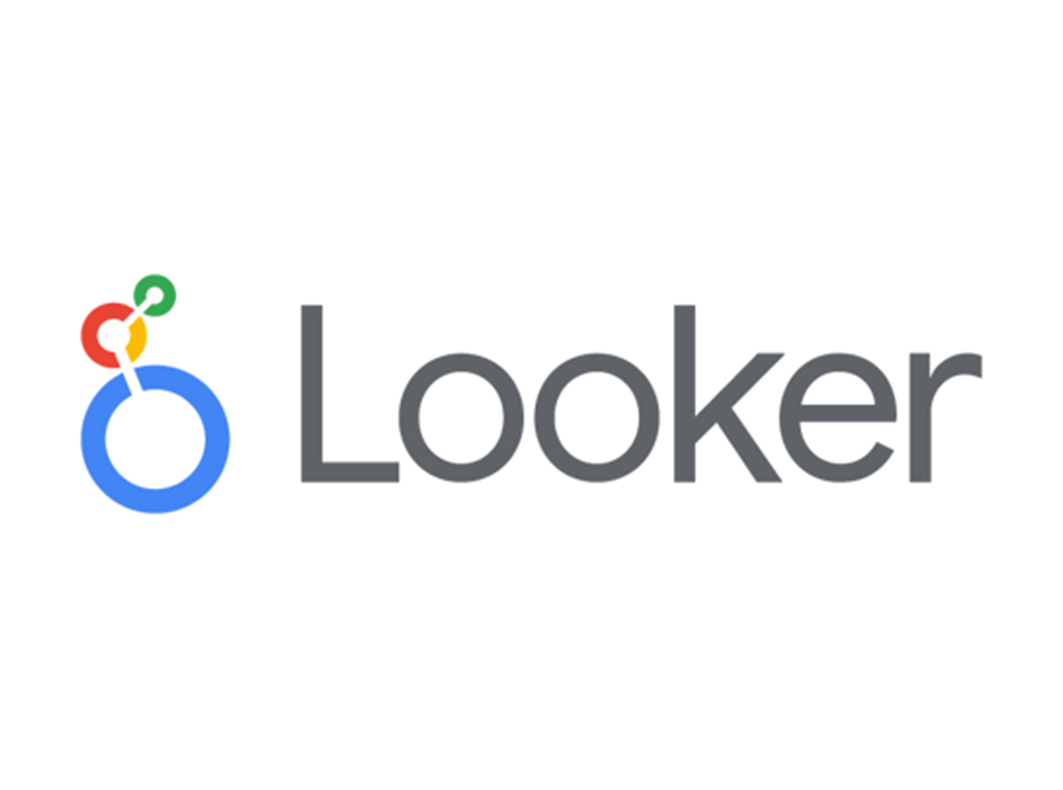 difference between looker and data studio